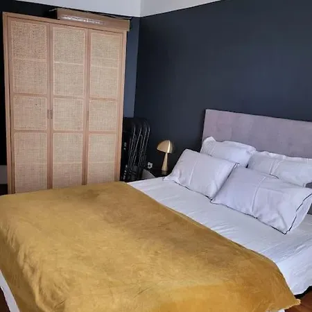 F2 - Denfert-rochereau - Porte D'orleans - 4 Pers