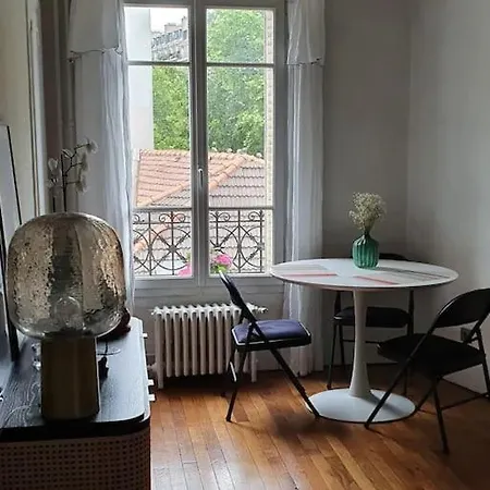 F2 - Denfert-rochereau - Porte D'orleans - 4 Pers Apartment *