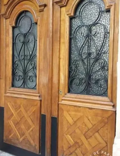 F2 - Denfert-rochereau - Porte D'orleans - 4 Pers Parigi